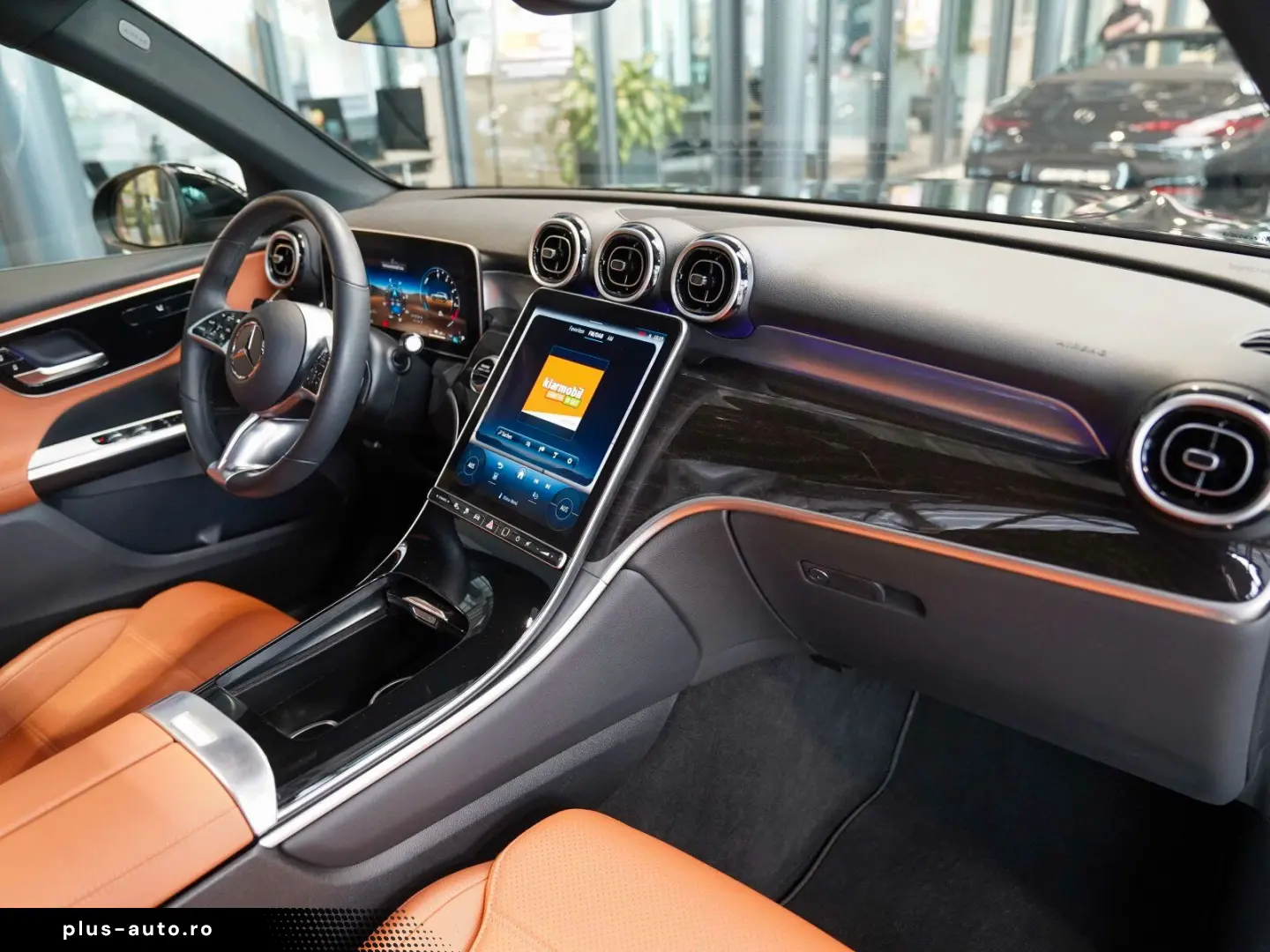 MERCEDES-BENZ GLC 300 e 4M AVANTGARDE Panoramadach DISTRONIC