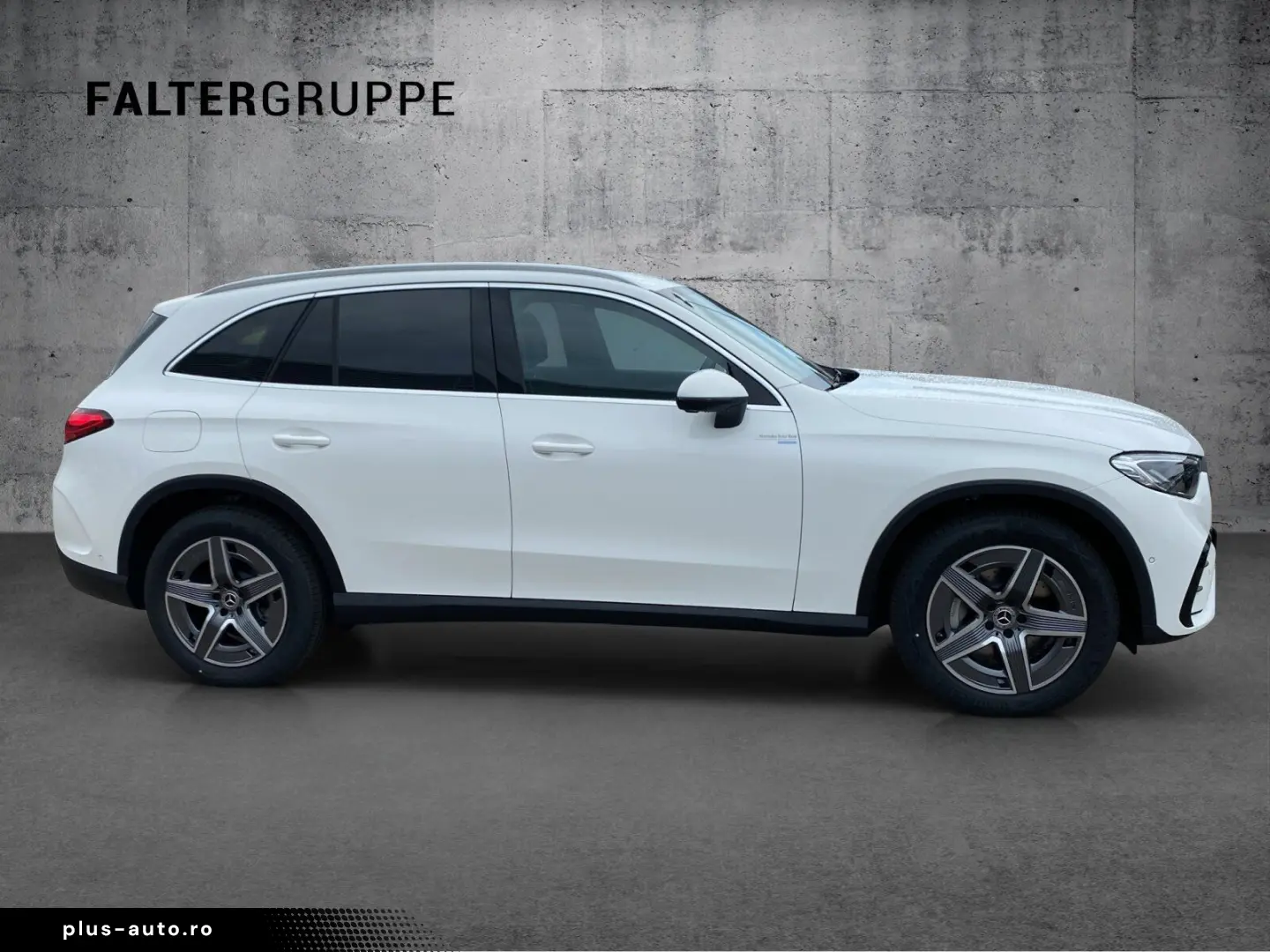 MERCEDES-BENZ GLC 220 d 4M AMG AHK DISTRO MEMORY KAM&hellip;