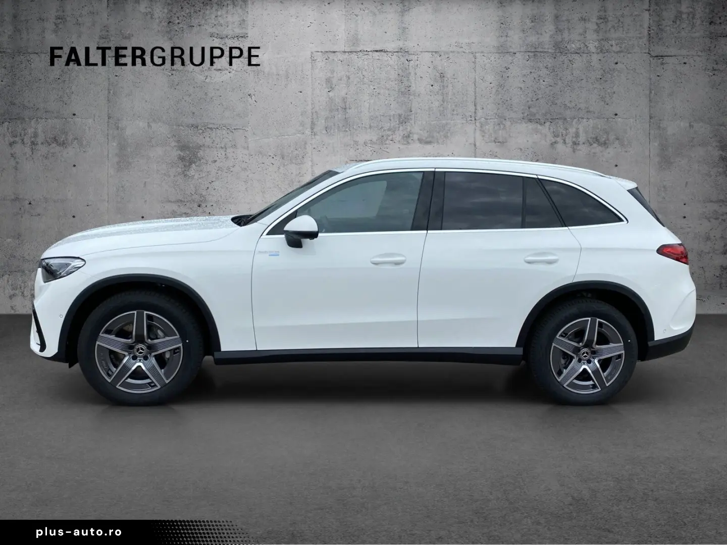 MERCEDES-BENZ GLC 220 d 4M AMG AHK DISTRO MEMORY KAM&hellip;