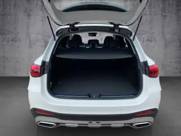 MERCEDES-BENZ GLC 220 d 4M AMG AHK DISTRO MEMORY KAM&hellip;