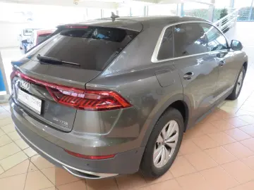 AUDI Q8 55 TFSI Tiptronic Quattro Pano