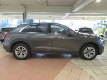 AUDI Q8 55 TFSI Tiptronic Quattro Pano