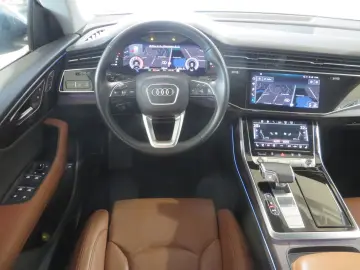 AUDI Q8 55 TFSI Tiptronic Quattro Pano