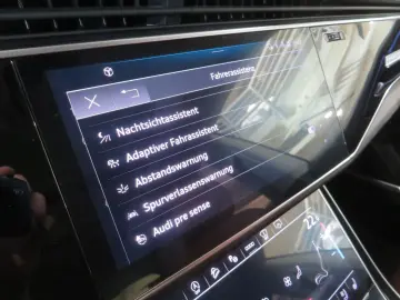 AUDI Q8 55 TFSI Tiptronic Quattro Pano