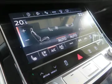 AUDI Q8 55 TFSI Tiptronic Quattro Pano