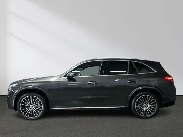 MERCEDES-BENZ GLC 300 de 4M AMG Digital-Light 360 -K&hellip;