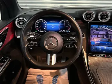 MERCEDES-BENZ GLC 300 de 4M AMG Digital-Light 360 -K&hellip;