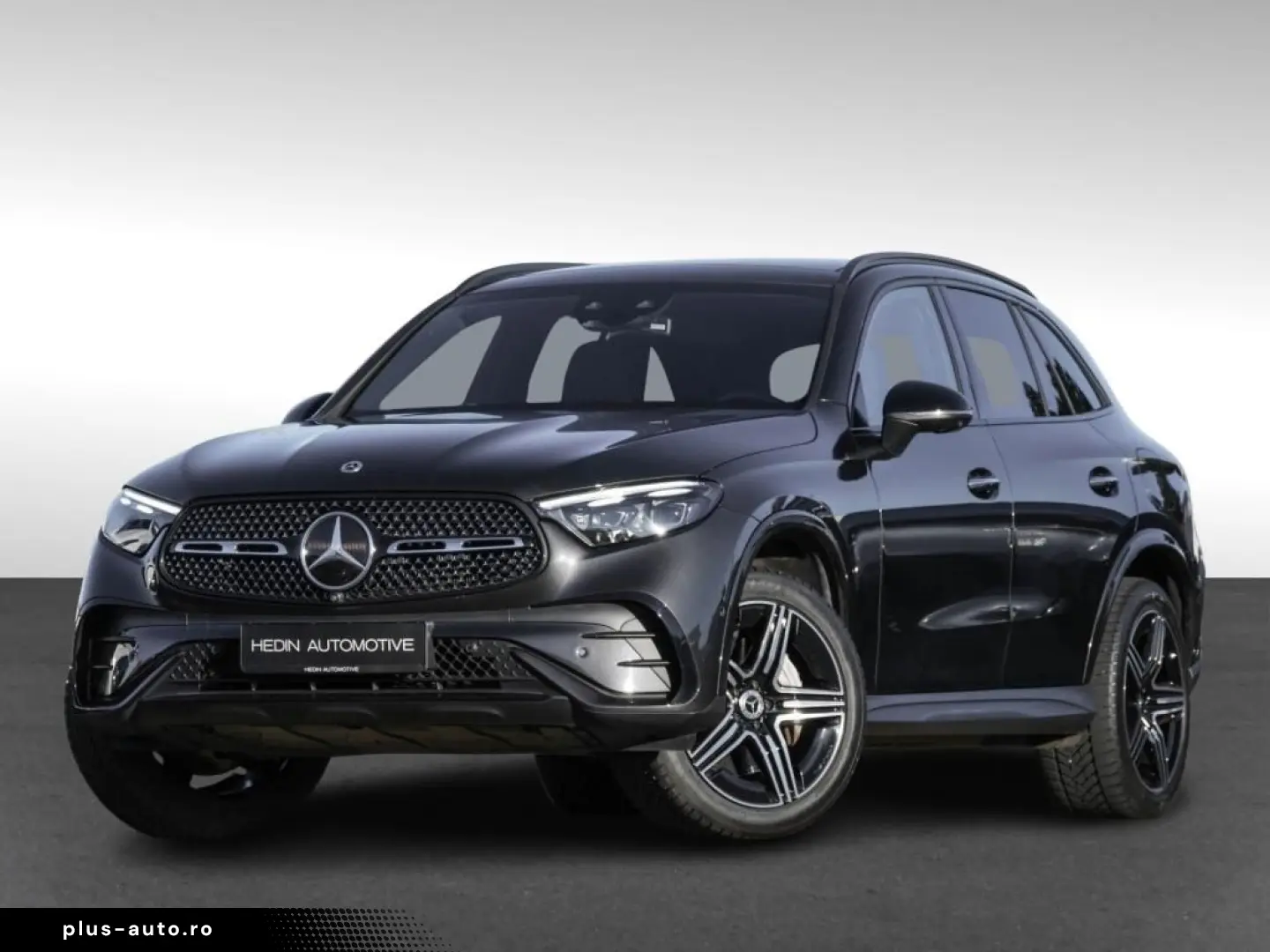 MERCEDES-BENZ GLC 300 de 4M AMG DLIGHT PANO DISTR BURM3D 360