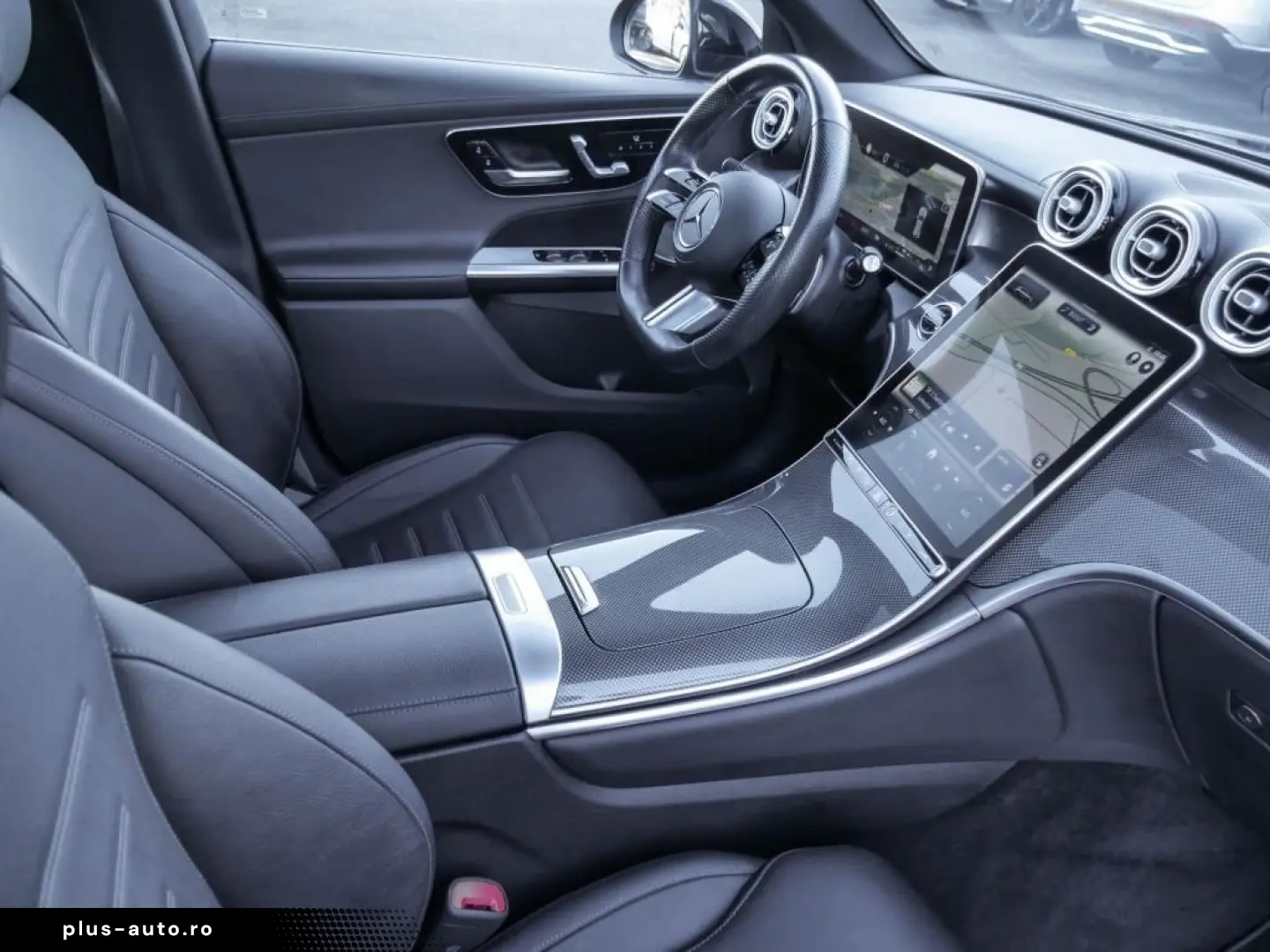 MERCEDES-BENZ GLC 300 de 4M AMG DLIGHT PANO DISTR BURM3D 360