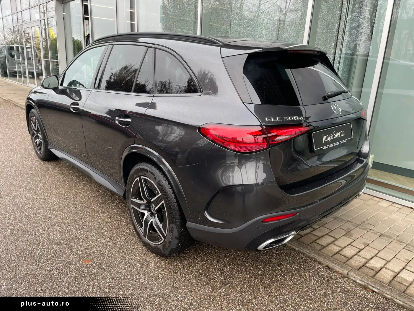 MERCEDES-BENZ GLC 300 d 4M AMG  AHK DISTRONIC MEMORY&hellip;