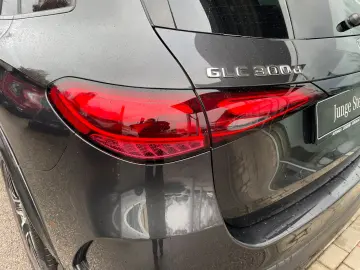 MERCEDES-BENZ GLC 300 d 4M AMG  AHK DISTRONIC MEMORY&hellip;