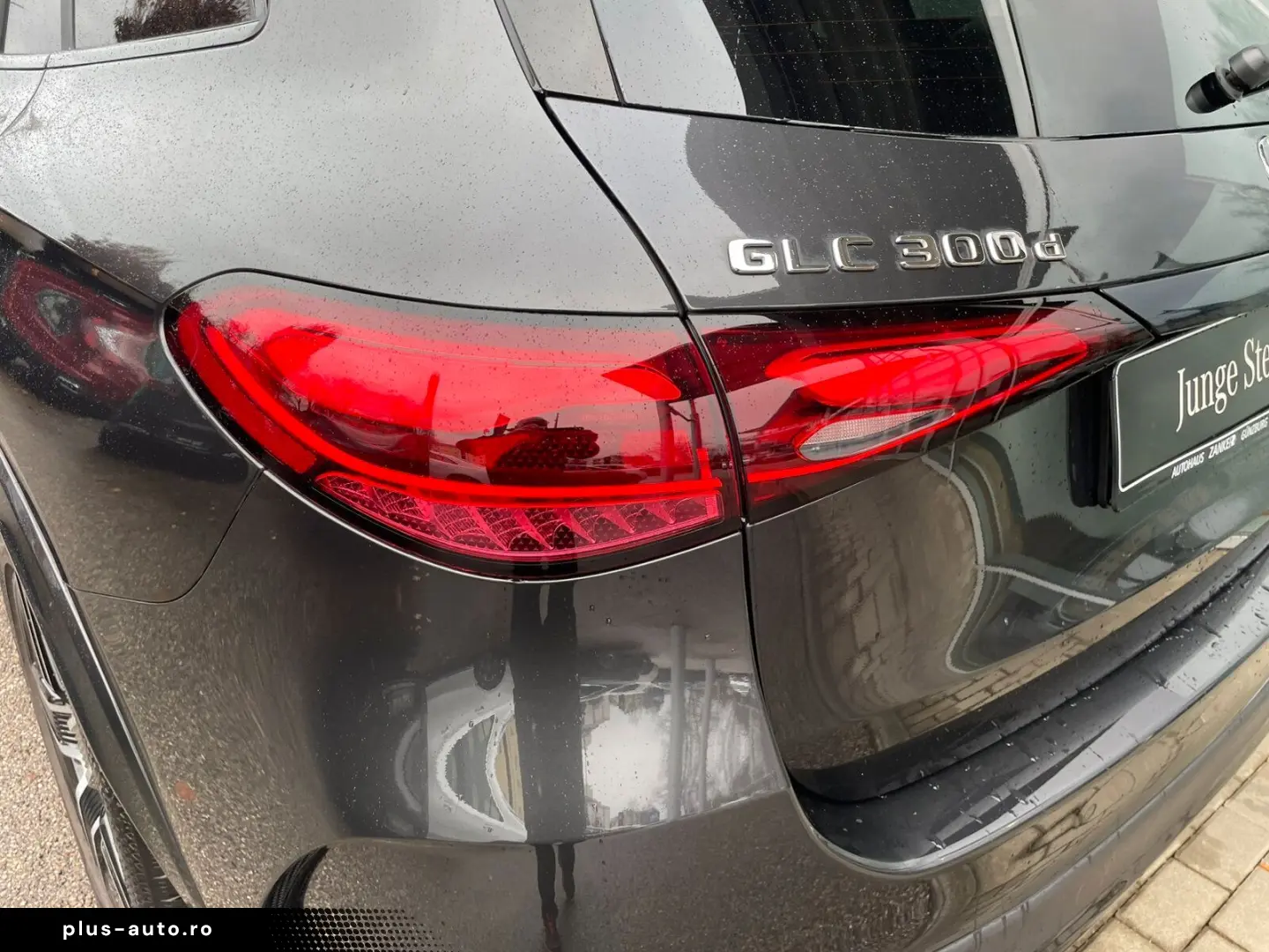 MERCEDES-BENZ GLC 300 d 4M AMG  AHK DISTRONIC MEMORY&hellip;