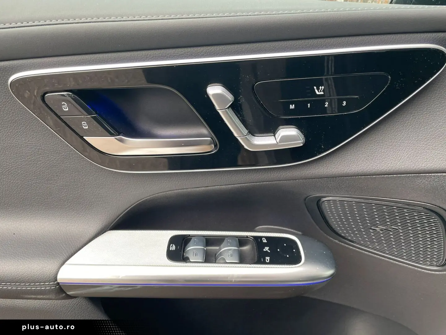 MERCEDES-BENZ GLC 300 d 4M AMG  AHK DISTRONIC MEMORY&hellip;