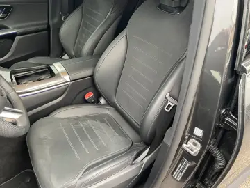 MERCEDES-BENZ GLC 300 d 4M AMG  AHK DISTRONIC MEMORY&hellip;