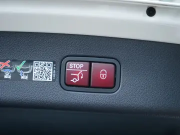 MERCEDES-BENZ GLC 200 d 4M AMG  MANUFKTR 360  DIGITA&hellip;