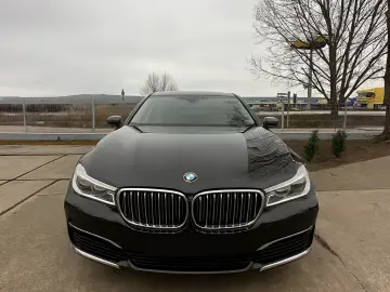 BMW 730