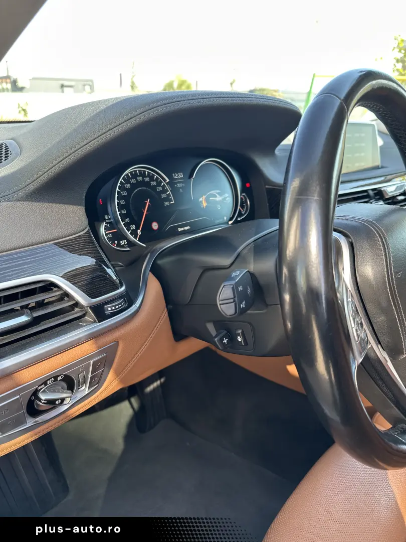 BMW 730