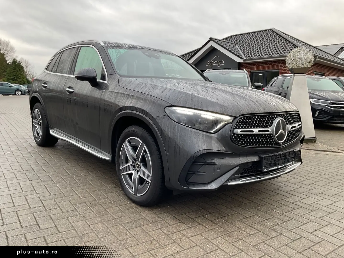 MERCEDES-BENZ GLC 300e 4Matic AMG AHK Panorama 360 Kamera