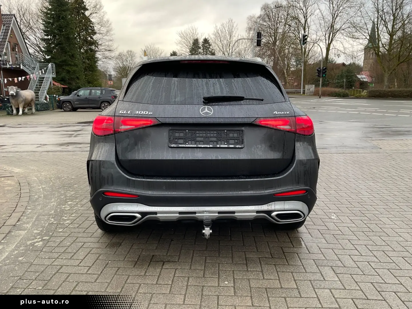 MERCEDES-BENZ GLC 300e 4Matic AMG AHK Panorama 360 Kamera