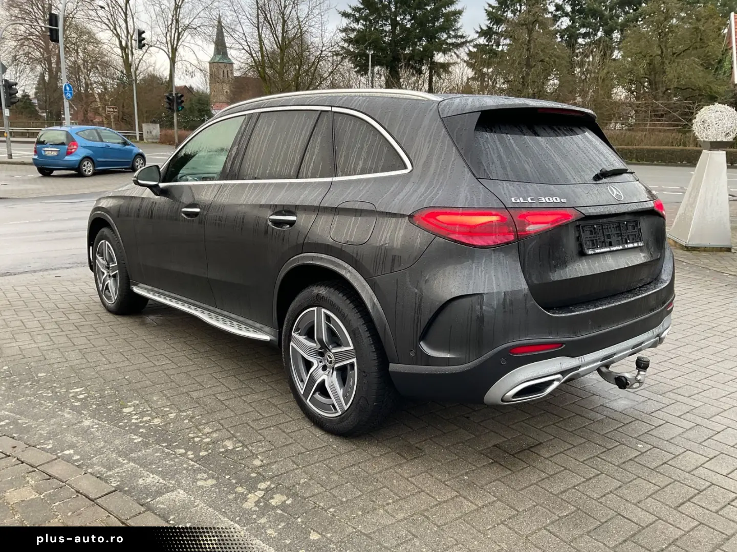 MERCEDES-BENZ GLC 300e 4Matic AMG AHK Panorama 360 Kamera