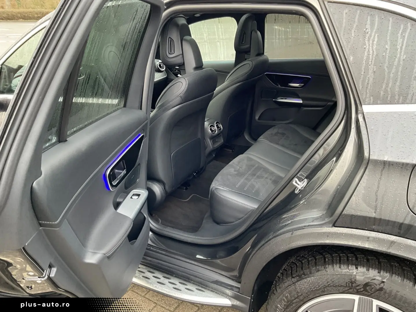 MERCEDES-BENZ GLC 300e 4Matic AMG AHK Panorama 360 Kamera