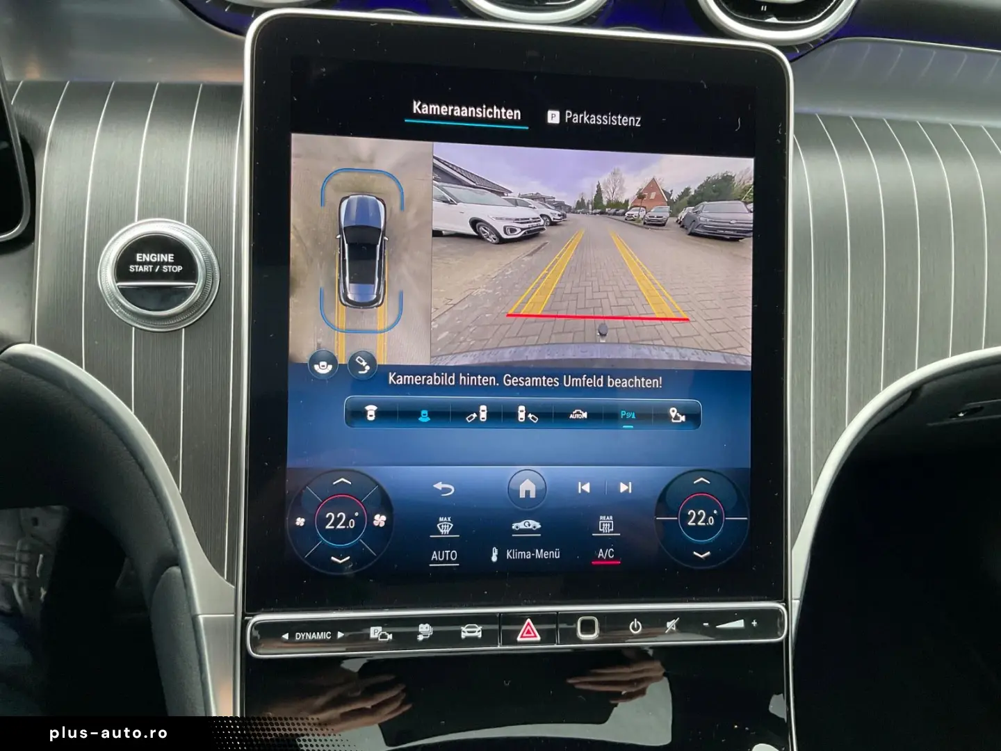 MERCEDES-BENZ GLC 300e 4Matic AMG AHK Panorama 360 Kamera