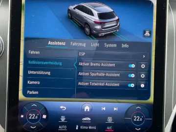 MERCEDES-BENZ GLC 300e 4Matic AMG AHK Panorama 360 Kamera