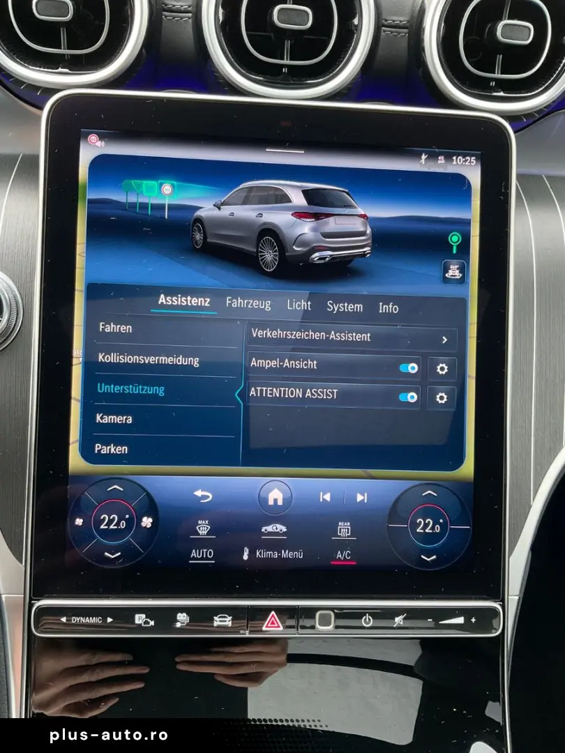 MERCEDES-BENZ GLC 300e 4Matic AMG AHK Panorama 360 Kamera