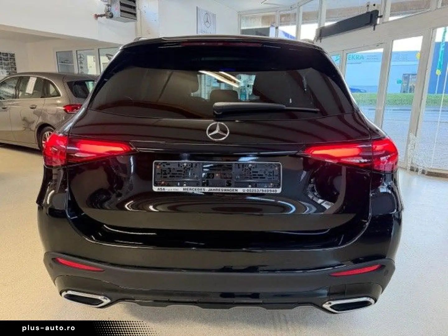 MERCEDES-BENZ GLC 220 d AMG Line 4M Pano Night Burme&hellip;