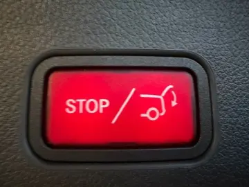 MERCEDES-BENZ GLC 220 d AMG Line 4M Pano Night Burme&hellip;