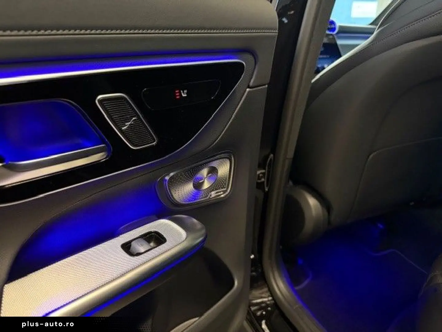 MERCEDES-BENZ GLC 220 d AMG Line 4M Pano Night Burme&hellip;