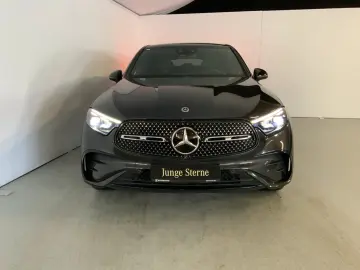 MERCEDES-BENZ GLC 200 4M Coupé AMG Night Pano HUD AHK DISTRO