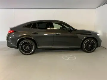 MERCEDES-BENZ GLC 200 4M Coupé AMG Night Pano HUD AHK DISTRO