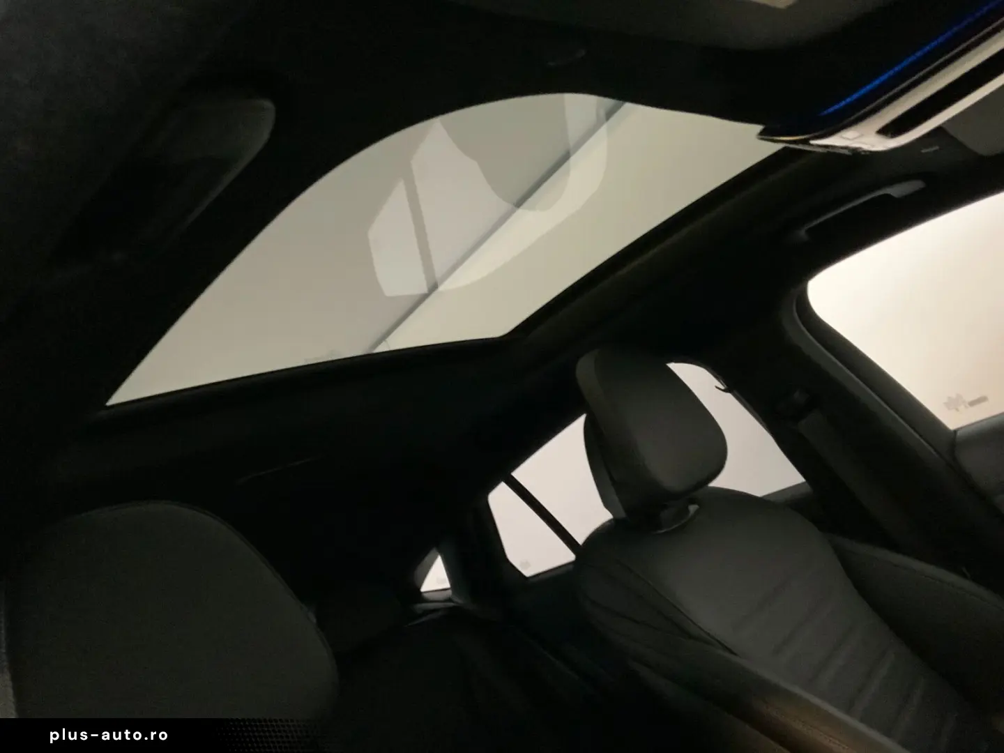 MERCEDES-BENZ GLC 200 4M Coupé AMG Night Pano HUD AHK DISTRO