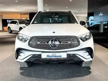 MERCEDES-BENZ GLC 300 de 4M AMGLiADPl DigiL Pano AHK&hellip;