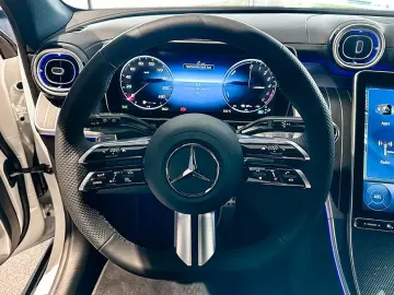 MERCEDES-BENZ GLC 300 de 4M AMGLiADPl DigiL Pano AHK&hellip;