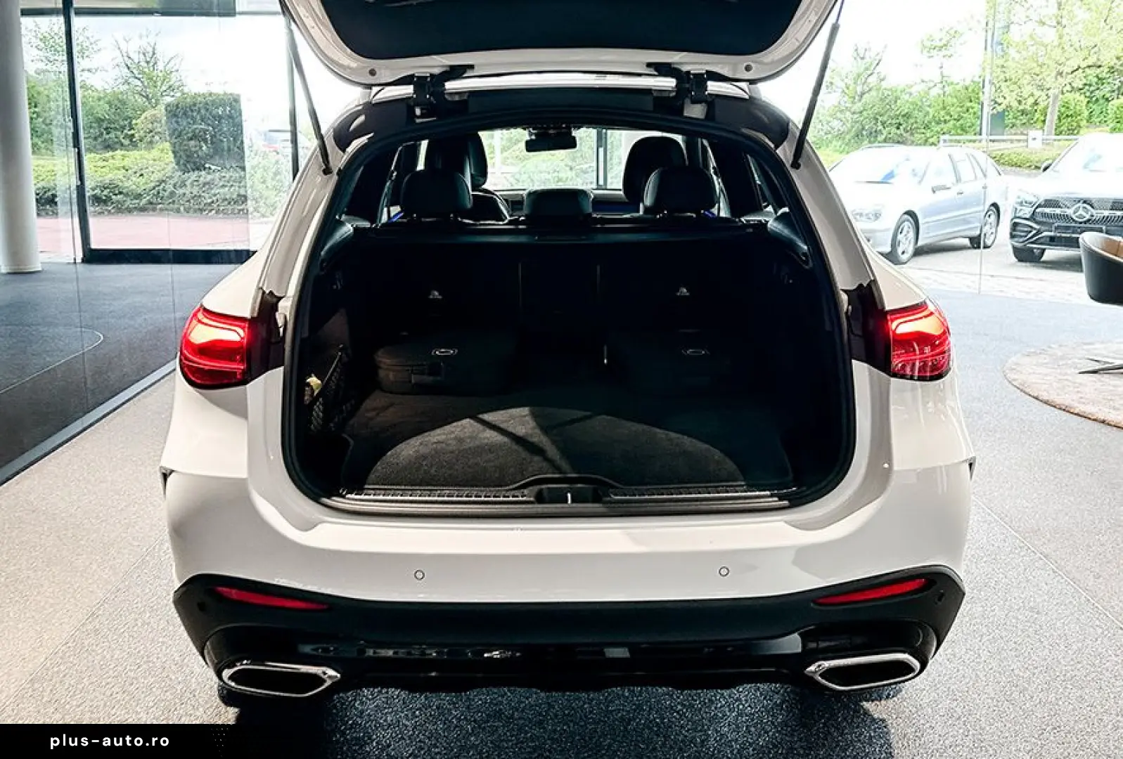 MERCEDES-BENZ GLC 300 de 4M AMGLiADPl DigiL Pano AHK&hellip;