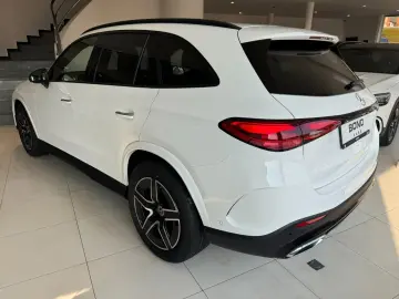 MERCEDES-BENZ GLC 220 d 4M AMG DISTRONIC 360 ESP TOP