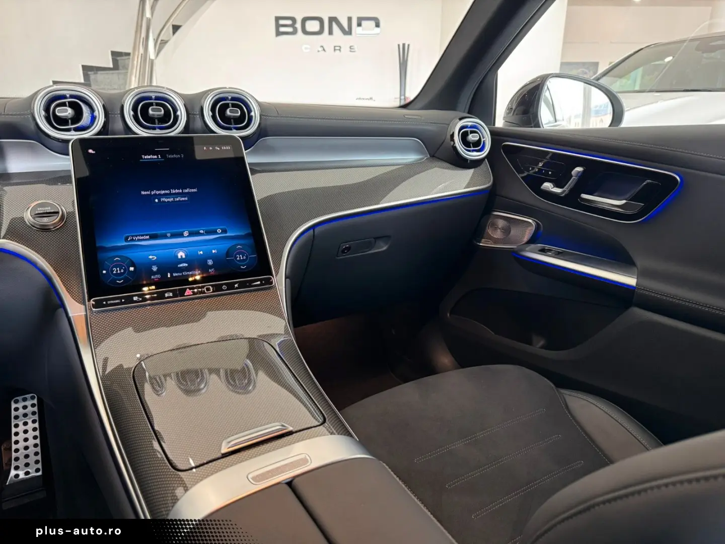 MERCEDES-BENZ GLC 220 d 4M AMG DISTRONIC 360 ESP TOP