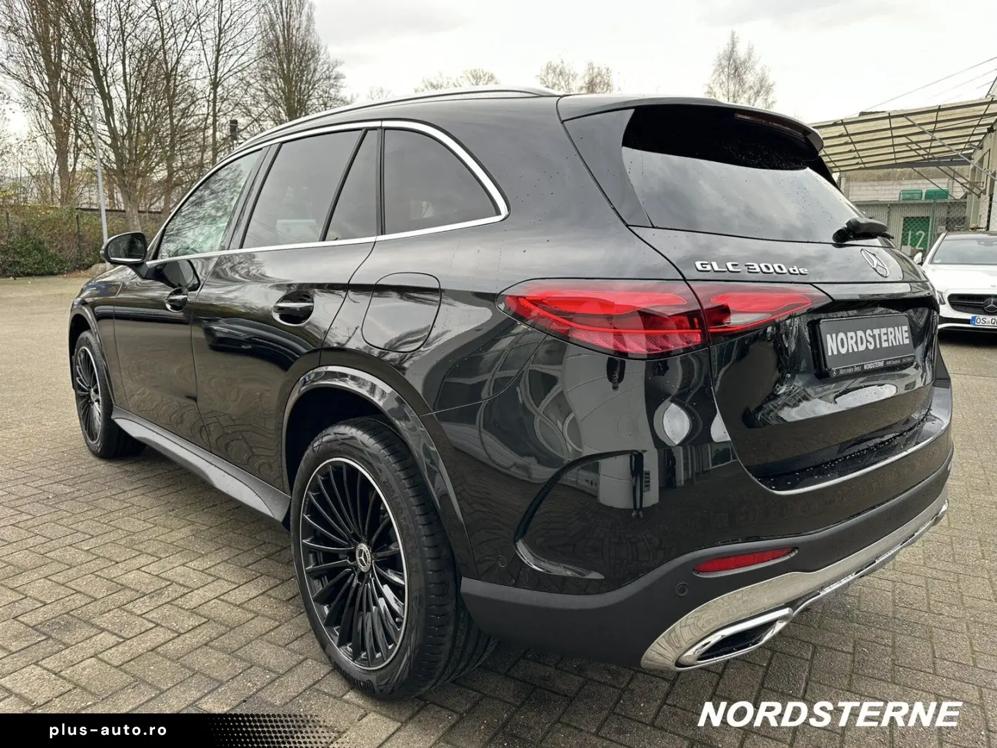 MERCEDES-BENZ GLC 300 de 4MATIC AMG Memory Kamera Easy Klima