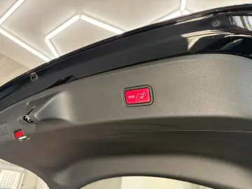 MERCEDES-BENZ Coupe GLC 220d 4M AMG Line Memory pano