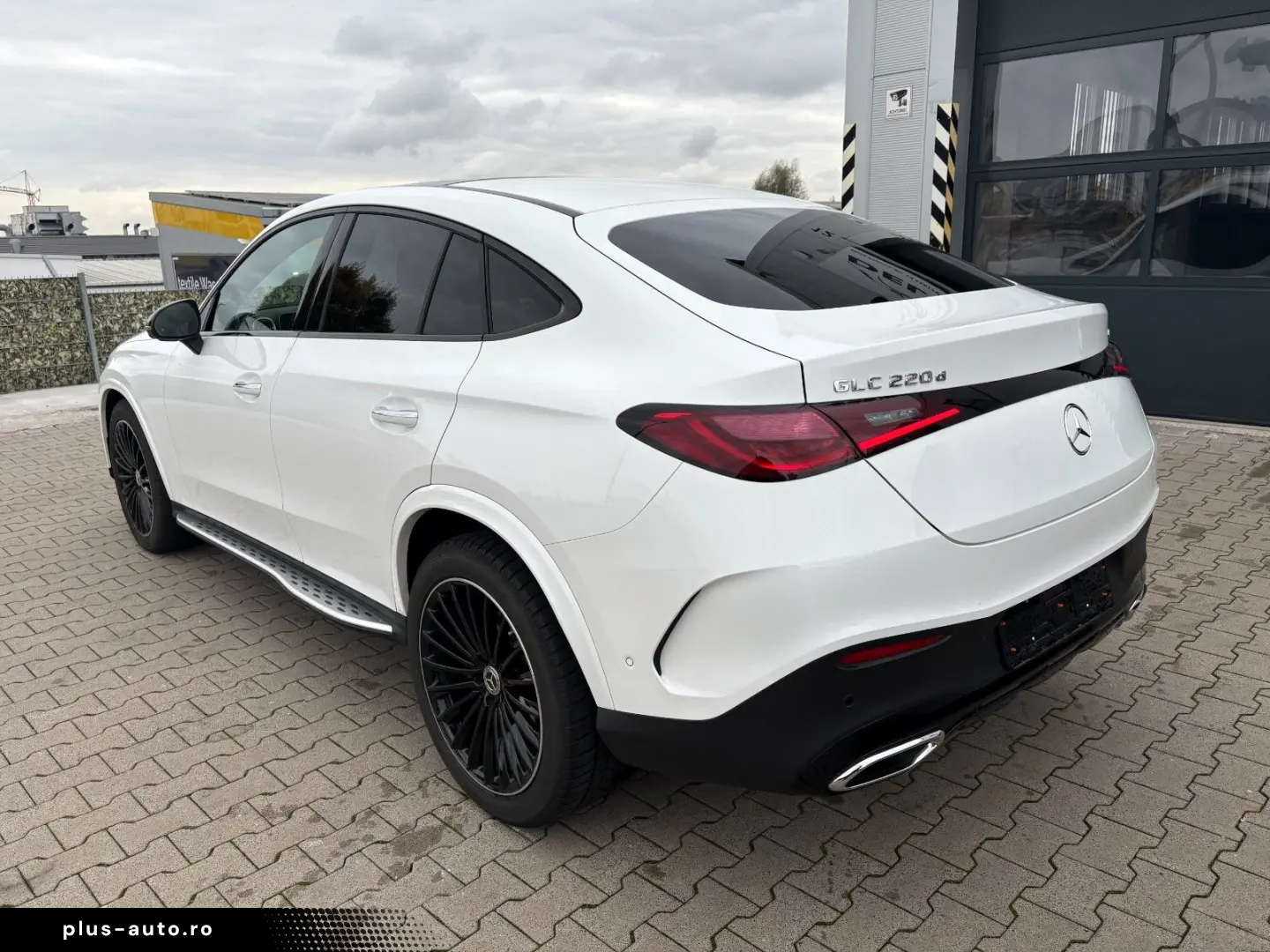 MERCEDES-BENZ Coupe GLC 220d 4M AMG Line Burmester Digital L