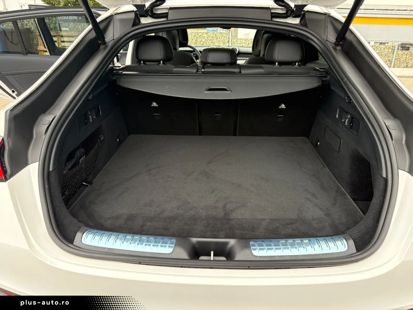 MERCEDES-BENZ Coupe GLC 220d 4M AMG Line Burmester Digital L