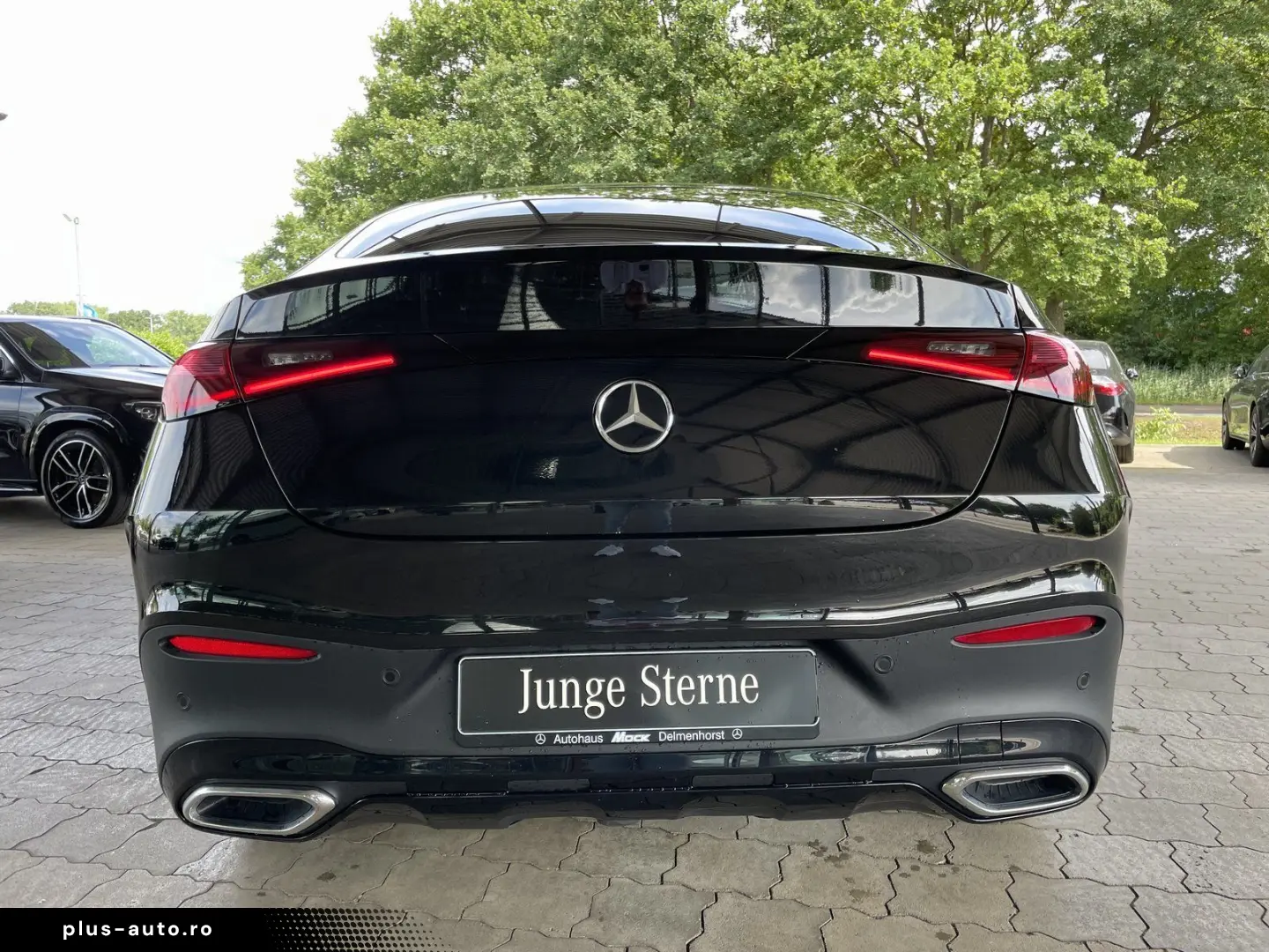 MERCEDES-BENZ GLC 300 d 4M Coupé AMG Premium Plus Night AHK