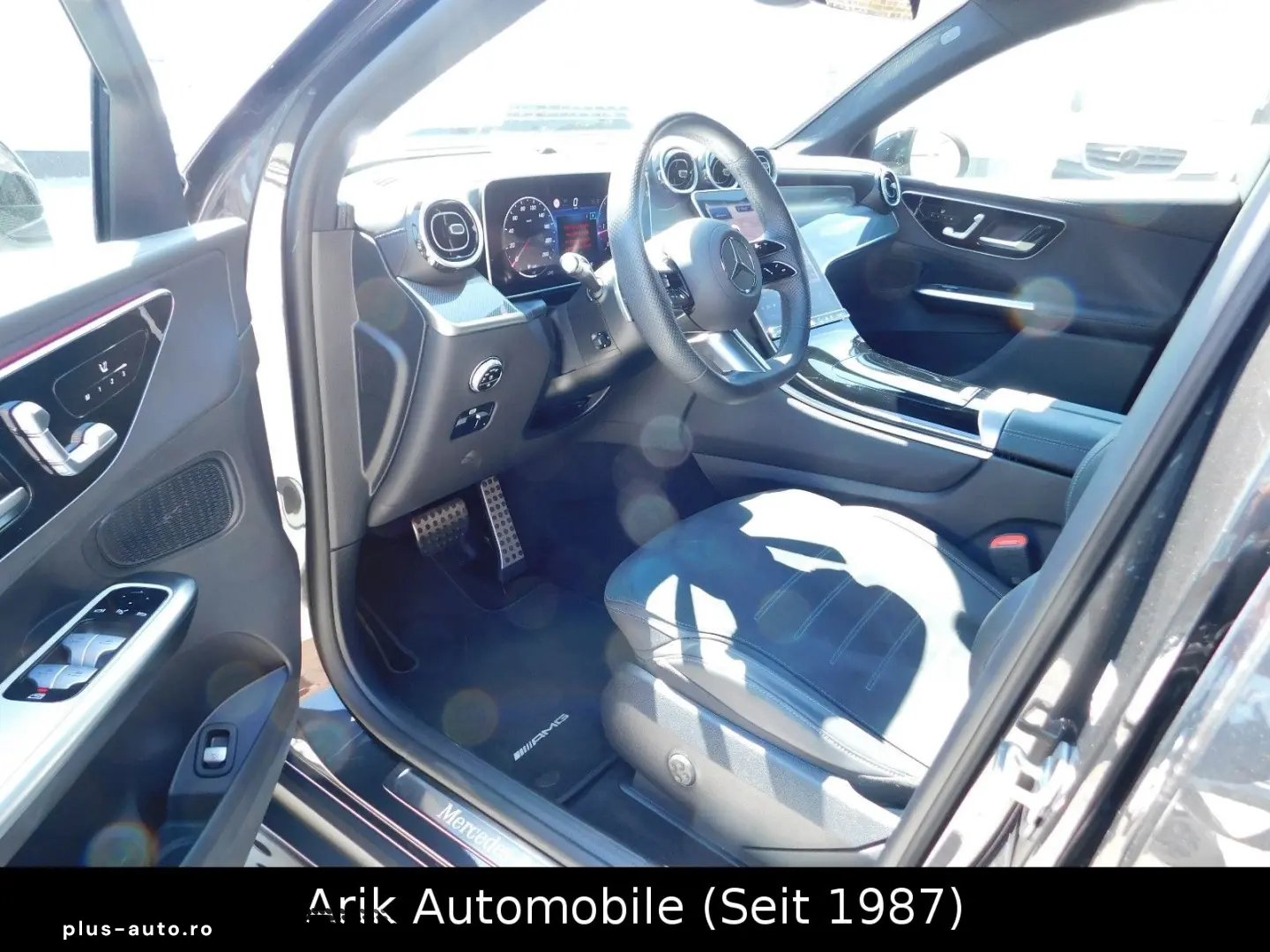 MERCEDES-BENZ GLC 300 d 4M AMG Line INT EXT PANO Night 360