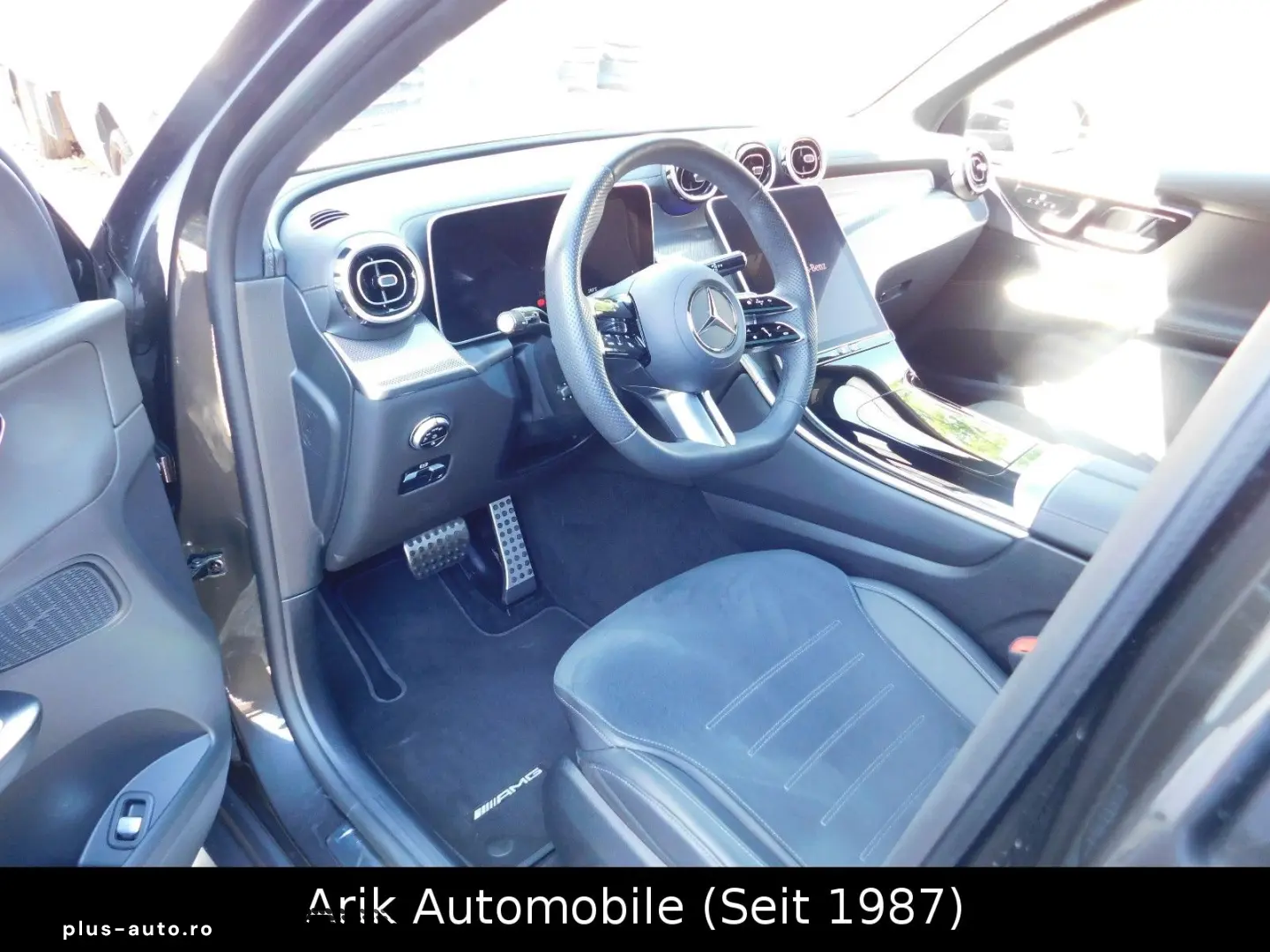 MERCEDES-BENZ GLC 300 d 4M AMG Line INT EXT PANO Night 360