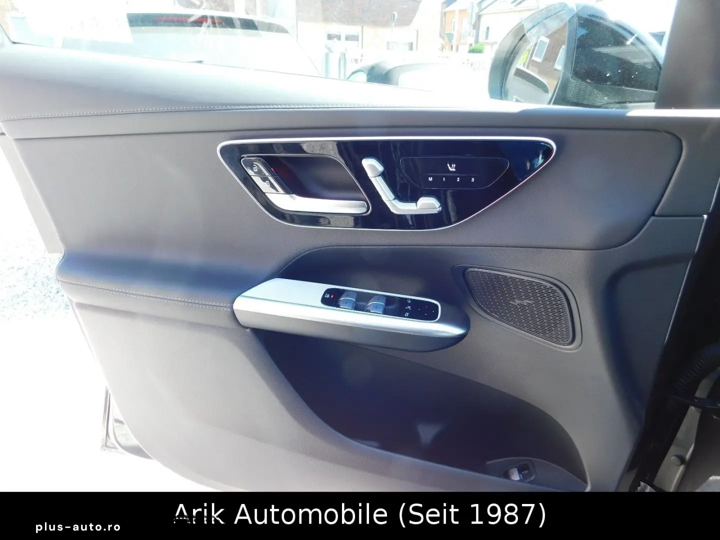 MERCEDES-BENZ GLC 300 d 4M AMG Line INT EXT PANO Night 360