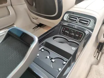 MERCEDES-BENZ S 680 V12 Maybach Manufaktur 4 seats