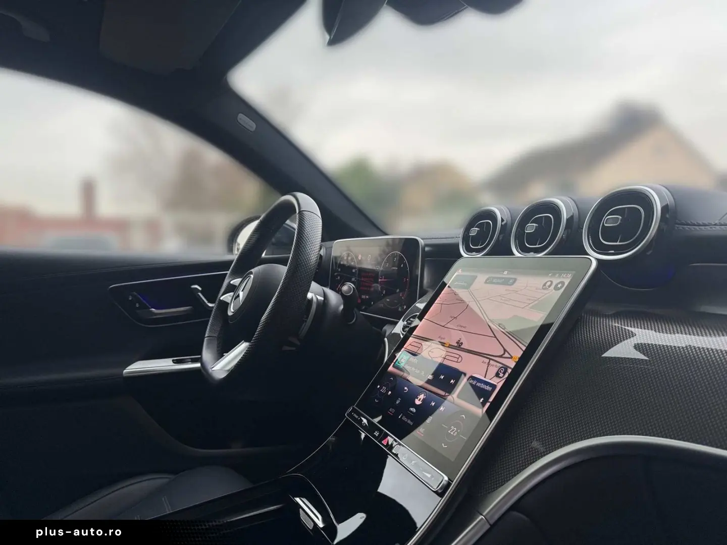 MERCEDES-BENZ GLC 300 d 4M AMG PREMIUM MBUX Pano AHK&hellip;