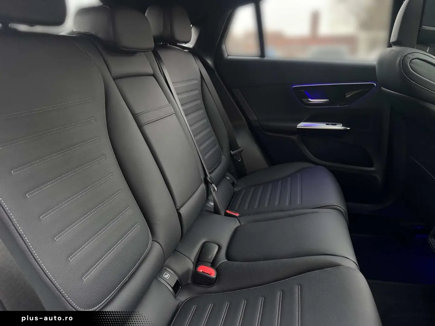 MERCEDES-BENZ GLC 300 d 4M AMG PREMIUM MBUX Pano AHK&hellip;